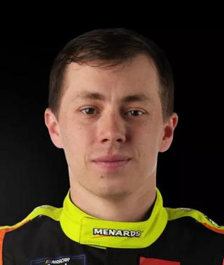 Brandon Jones headshot